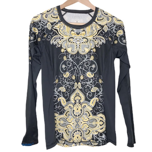 Athleta Other - Athleta long sleeve swim rash guard top sz Small
